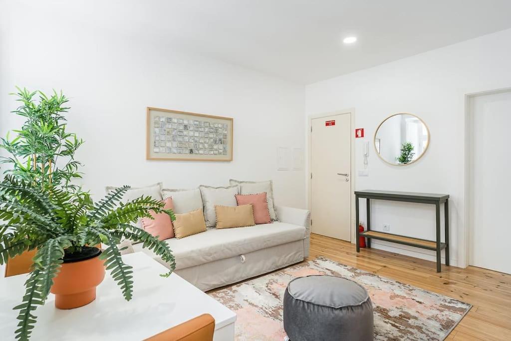 A Charming Stay Near Paco Das Escolas Coimbra Exterior photo